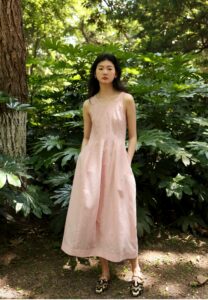 flower bud shaped waist cinched sleeveless dress