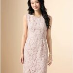 Round neck hollowed out slim fit sleeveless lace dress