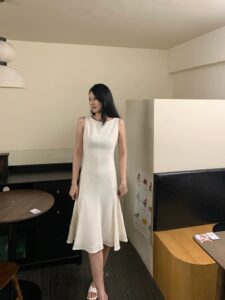 Sleeveless waist cinching slimming elegant light fishtail dress