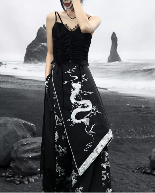 Dragon pattern embroidery patchwork women's cool and stylish new Chinese style wrapped skirt