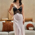 100% silk nightgown for women, made of mulberry silk and lace, sexy and revealing suspender long skirt