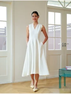Classic V-neck large swing slim fit fashionable dress