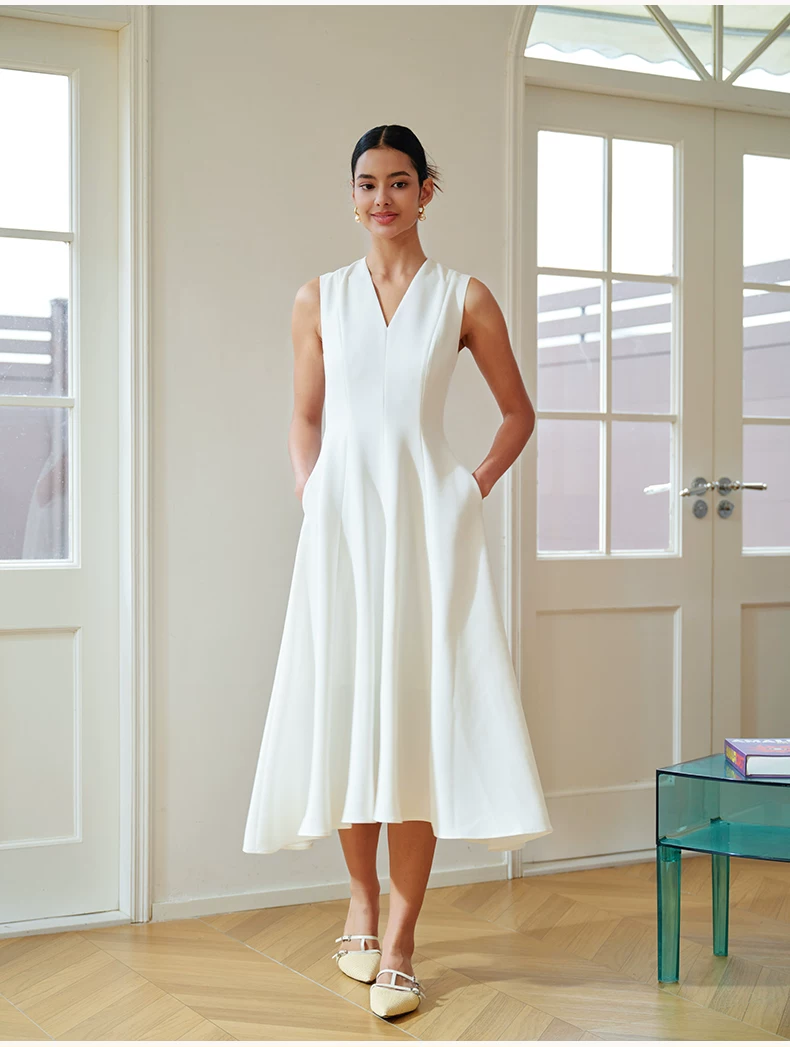Classic V-neck large swing slim fit fashionable dress Classic V-neck large swing slim fit fashionable dress