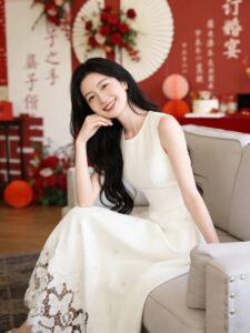 White sleeveless dress