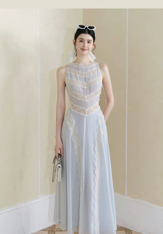 Collar lace hollow sleeveless dress