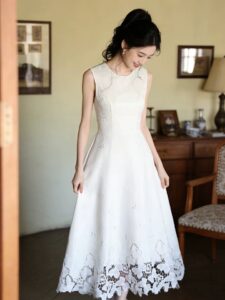White sleeveless dress