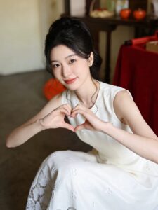 White sleeveless dress