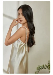 Silk camisole nightgown, women's retro heavy industry lace splicing, 19mm mulberry silk sleepwear