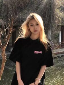 Black short sleeved t-shirt for women