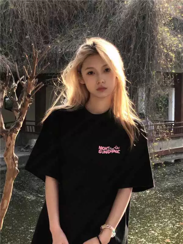 Black short sleeved t-shirt for women Black short sleeved t-shirt for women