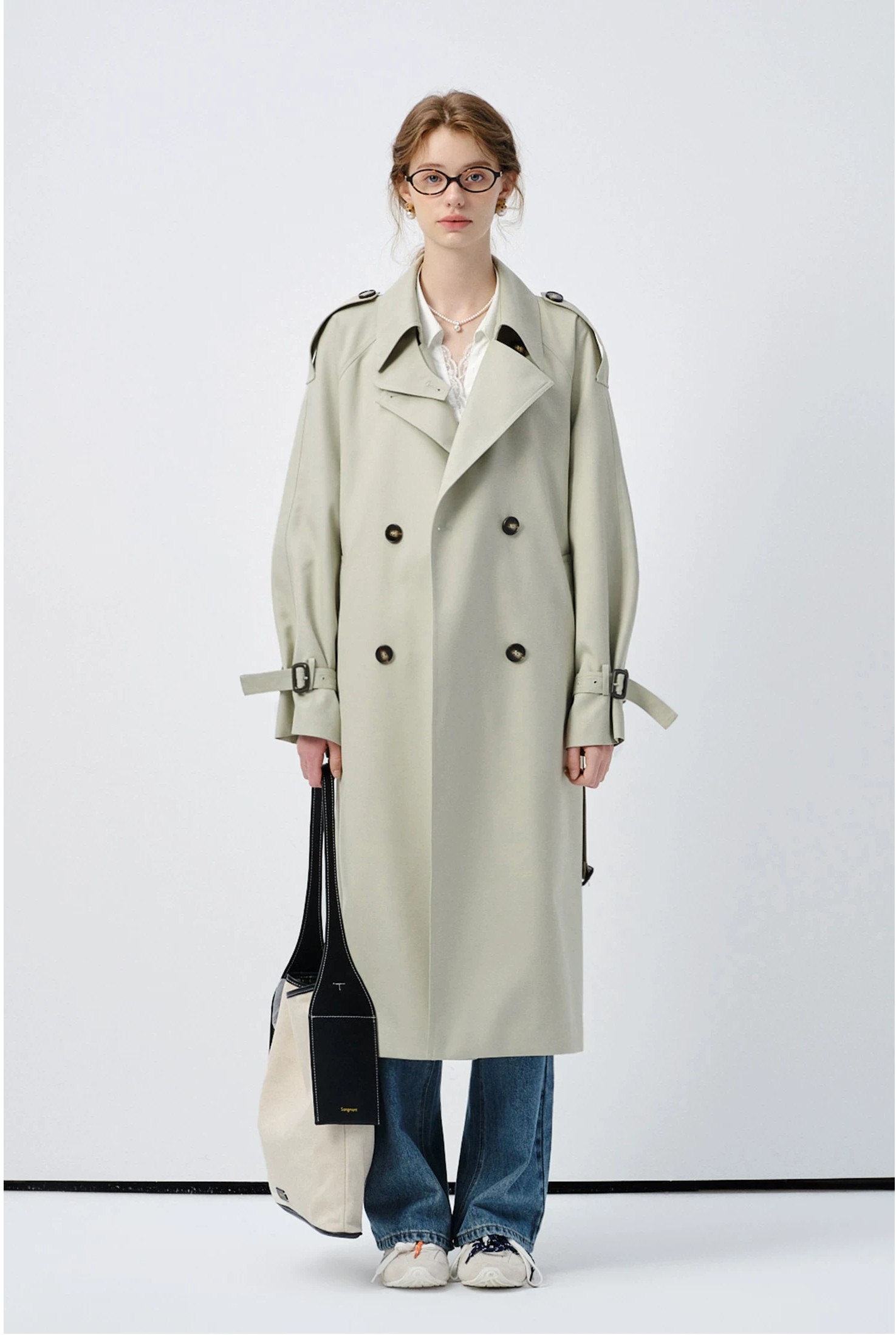 Women's autumn new British style silhouette coat with windbreaker jacket Women's autumn new British style silhouette coat with windbreaker jacket