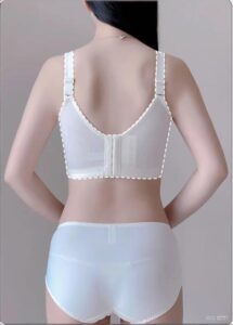 Adjustable bra, gathering and collecting accessory bra, thin bra