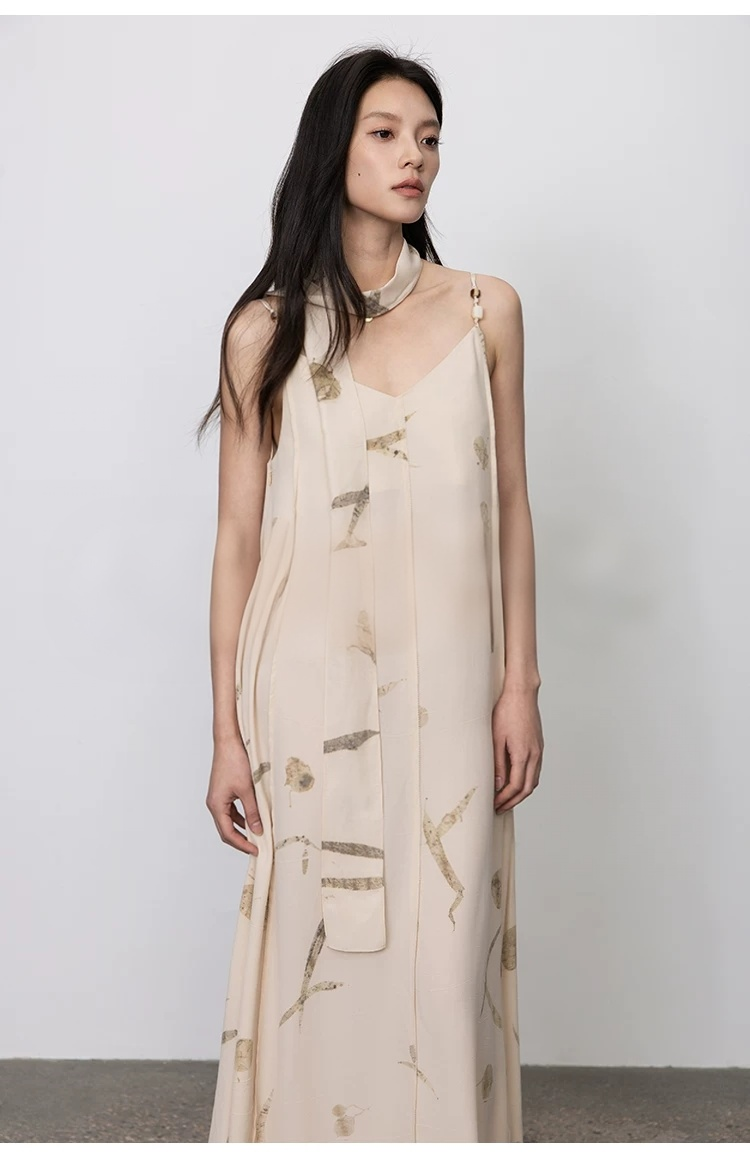 Silk suspender dress, women's mulberry silk long dress Silk suspender dress, women's mulberry silk long dress