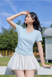 White V-neck short sleeved T-shirt for women