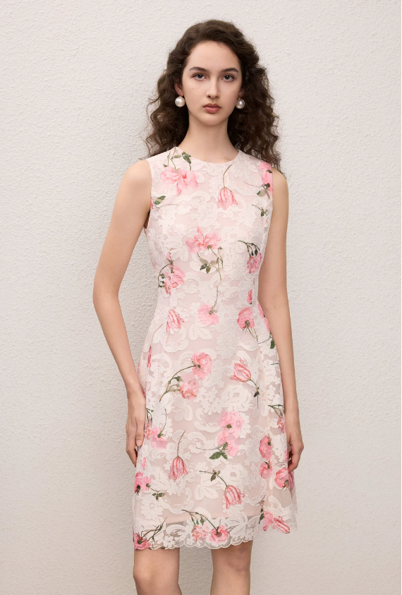 Lace waist cinched printed sleeveless dress Lace waist cinched printed sleeveless dress