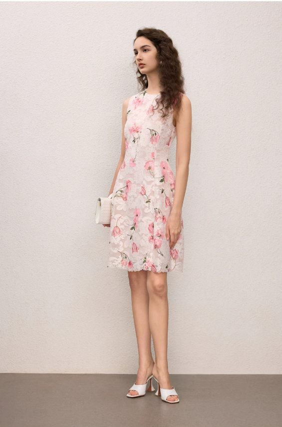 Lace waist cinched printed sleeveless dress Lace waist cinched printed sleeveless dress