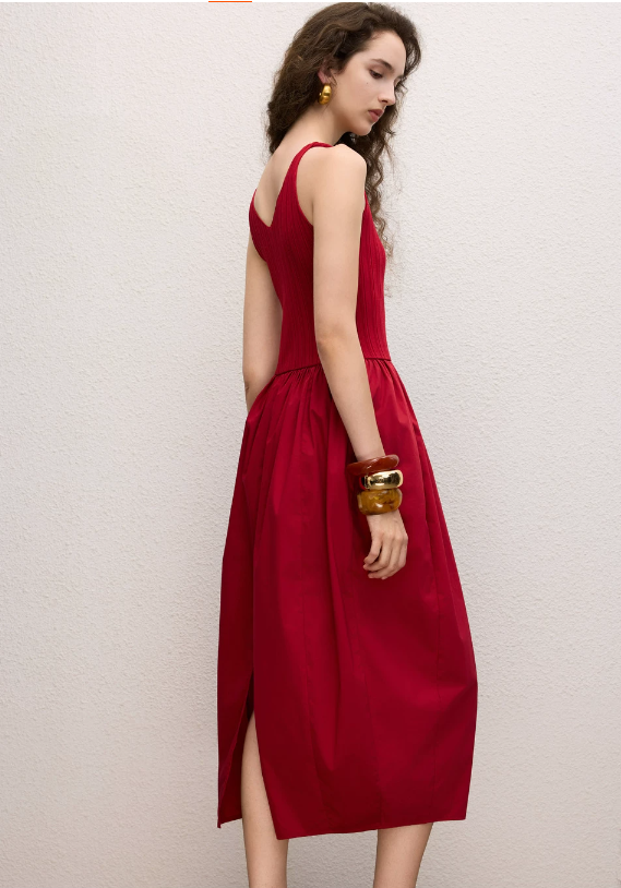 V-neck cinched waist simple knit patchwork dress elegant and fashionable dress V-neck cinched waist simple knit patchwork dress elegant and fashionable dress