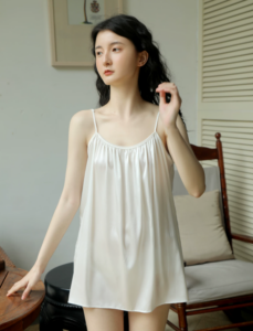 Sexy silk suspender nightgown, women's mulberry silk nude sleep, home clothes, pajamas