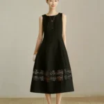 Exquisite lace hollowed out sleeveless dress with a large swing style