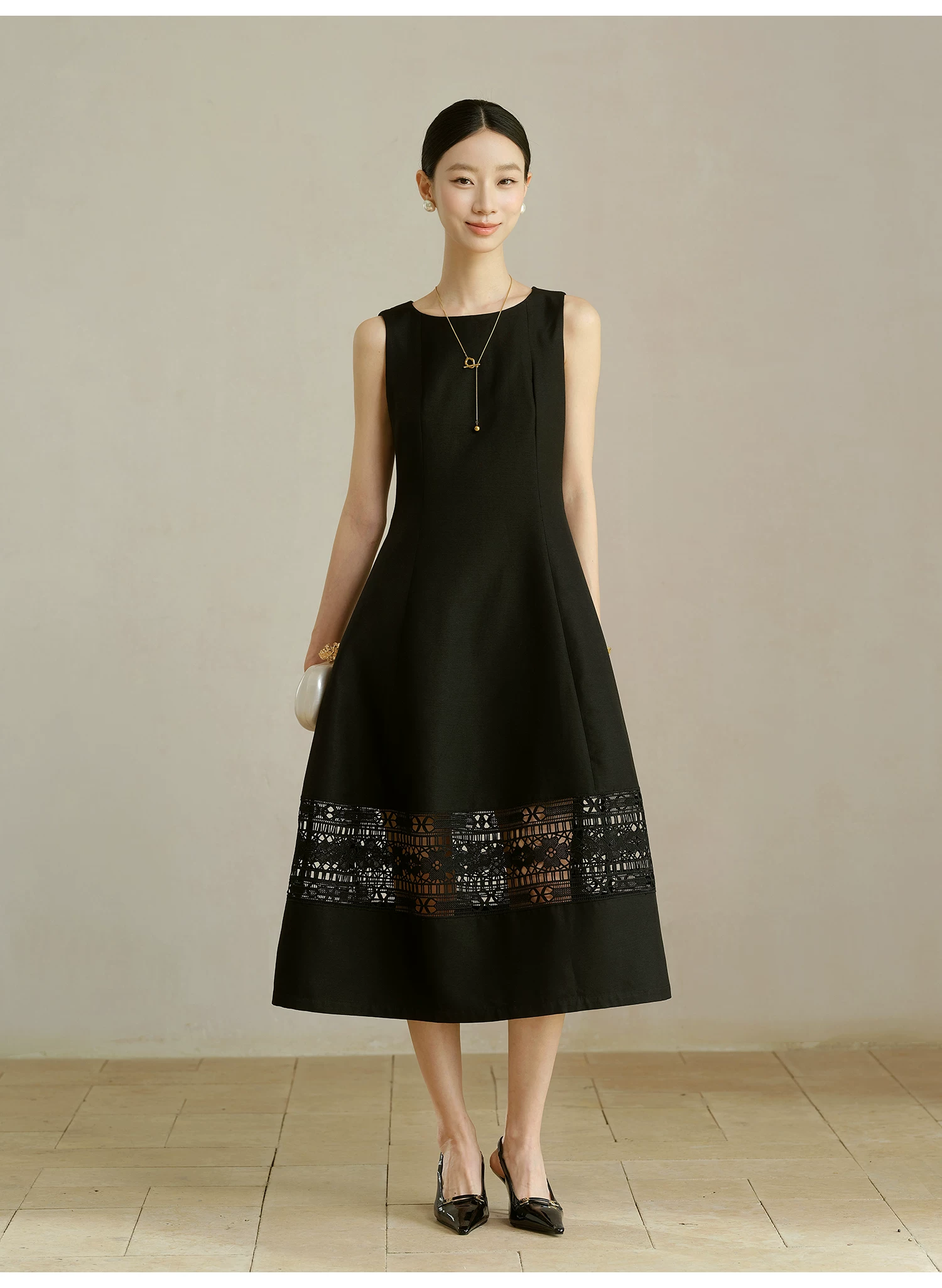 Exquisite lace hollowed out sleeveless dress with a large swing style!!2062933111 Exquisite lace hollowed out sleeveless dress with a large swing style