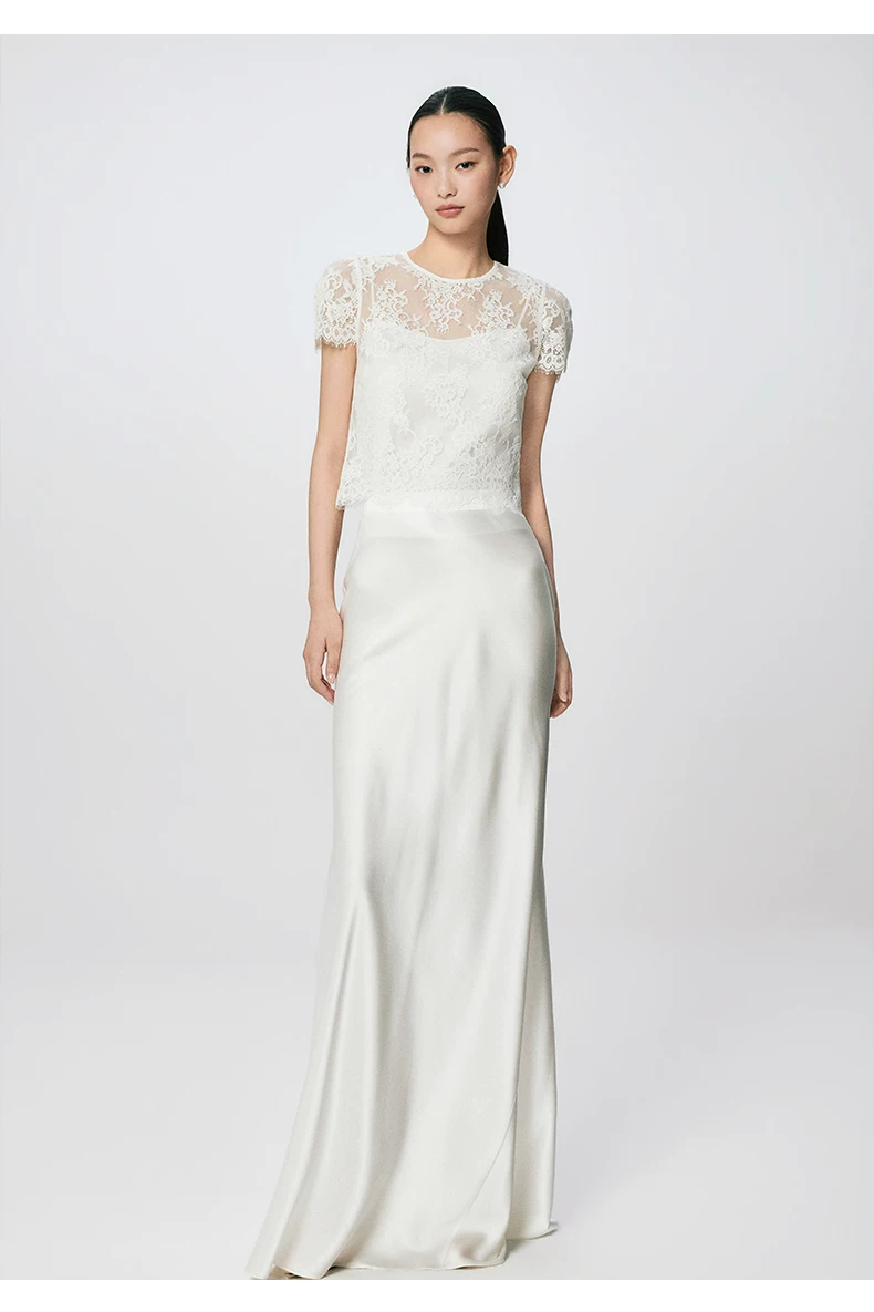 High waisted satin hanging half skirt made of silk A-line fish tail long skirt High waisted satin hanging half skirt made of silk A-line fish tail long skirt