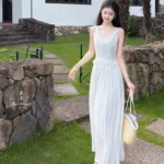 Lace chiffon pleated waist dress V-neck camisole skirt