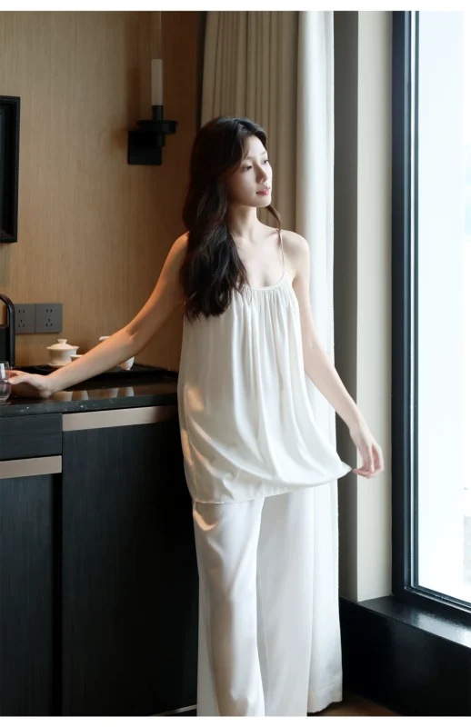 Sexy silk suspender nightgown, women's mulberry silk nude sleep, home clothes, pajamas