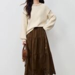 Round neck loose fitting sheepwool thick warm sweater