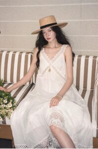 V-neck French retro romantic lace patchwork dress