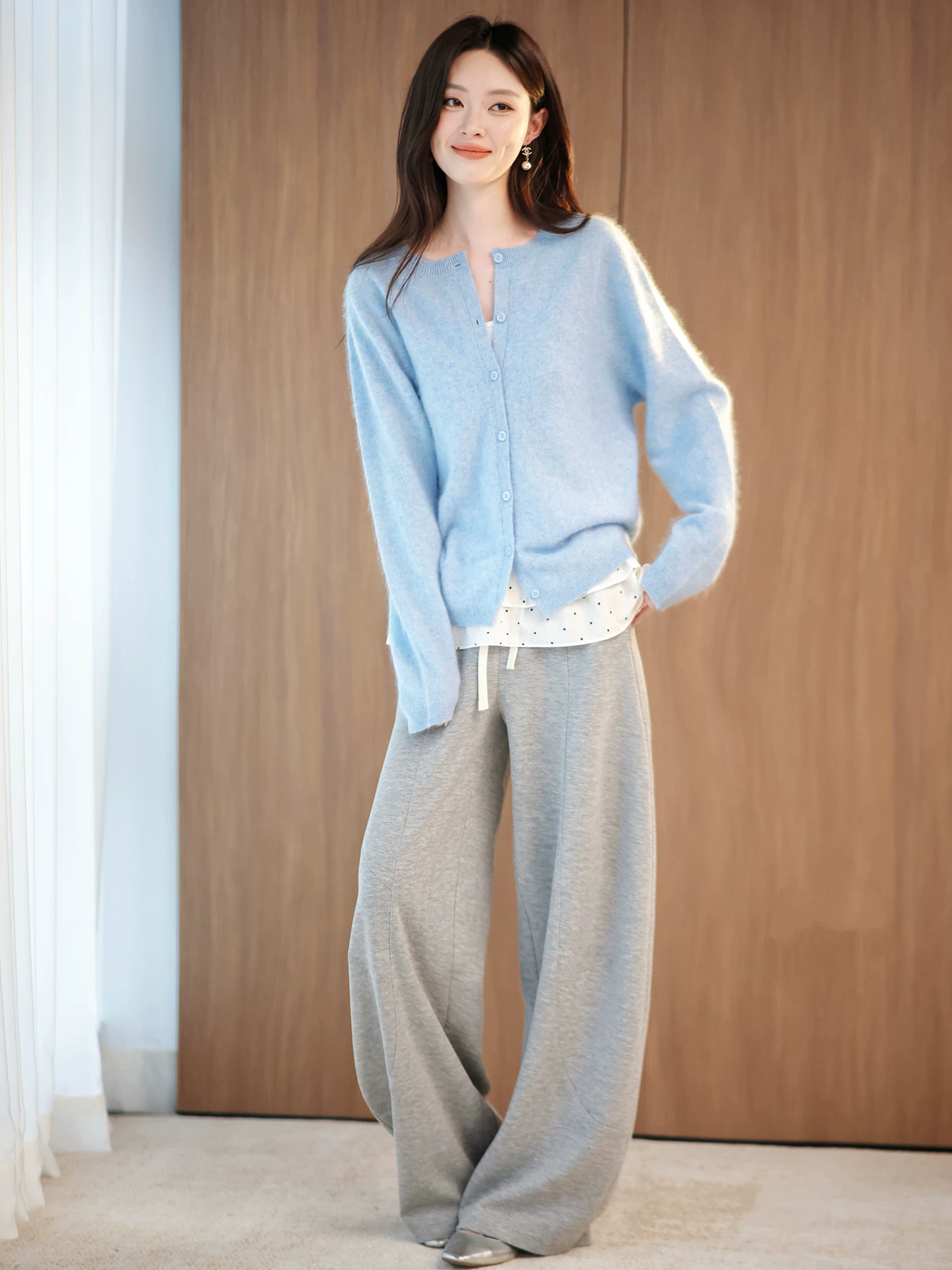 Seamless one-piece brushed cashmere, real silk wool sweater, women's sweater Seamless one-piece brushed cashmere, real silk wool sweater, women's sweater
