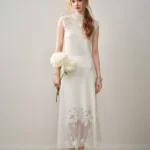 Gentle style dating white knitted skirt set