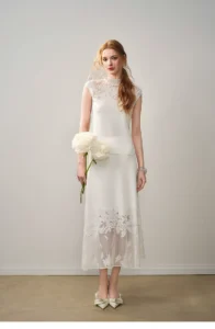 Gentle style dating white knitted skirt set