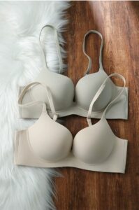 One piece seamless backless lingerie with double breasted design and no steel rims