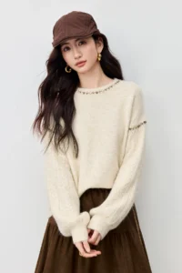 Round neck loose fitting sheepwool thick warm sweater