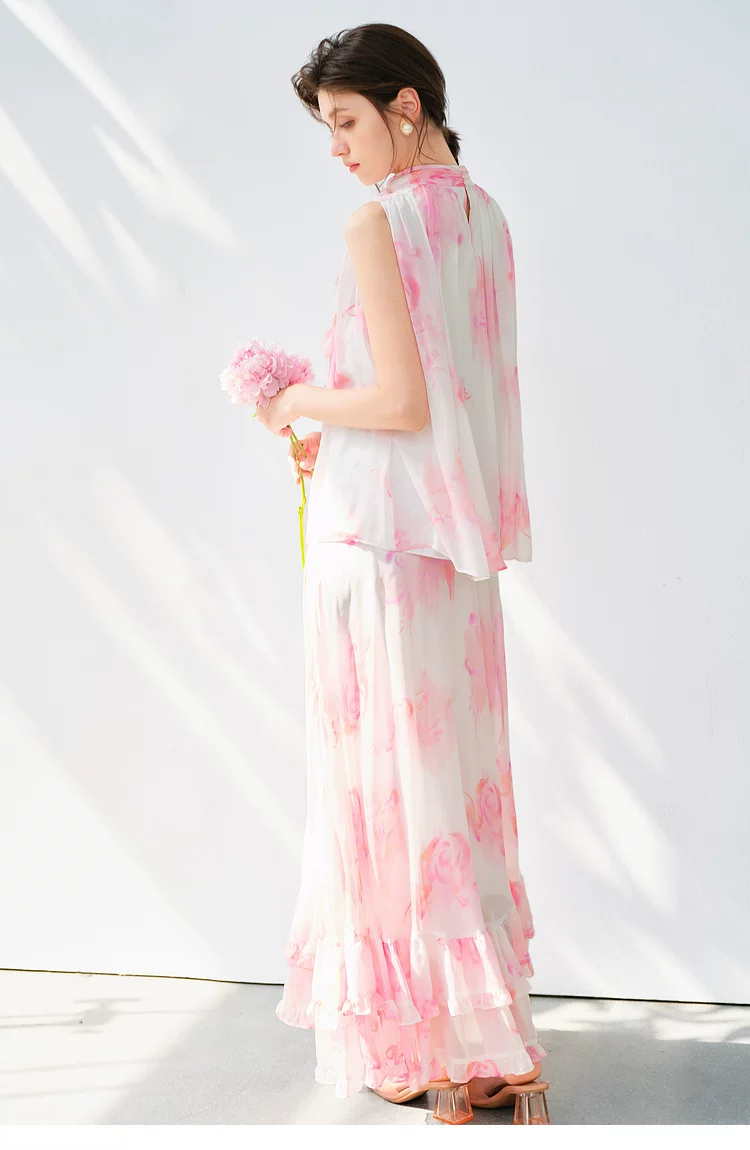 Silk set women's 2026 summer new top, half body long skirt two-piece set Silk set women's 2026 summer new top, half body long skirt two-piece set