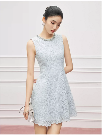 Blue lace sleeveless dress