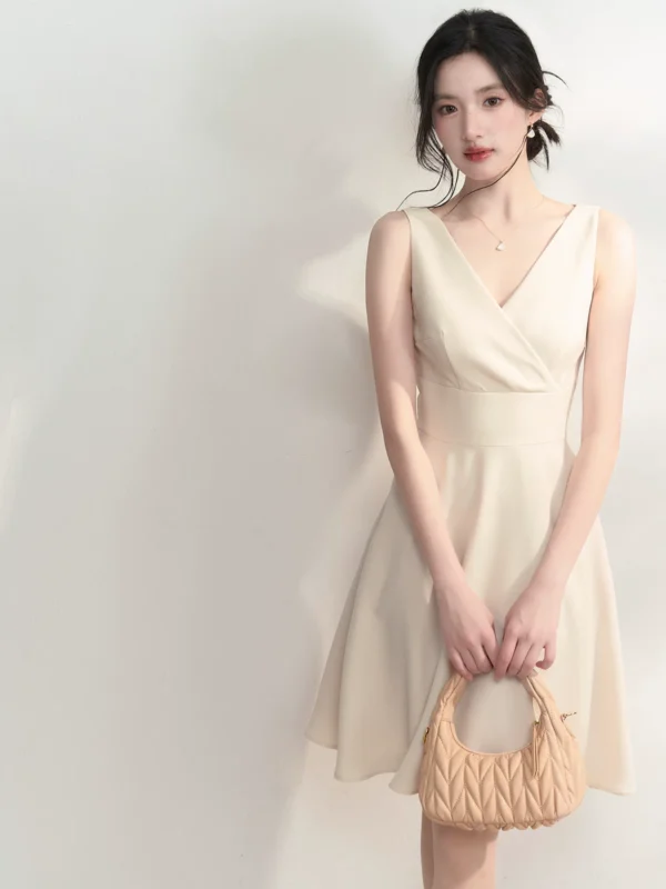 Elegant lady's temperament, luxurious jacket, camisole dress set