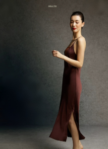 100% silk mulberry silk sexy and comfortable palace style nightgown