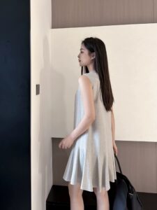 New light luxury fashion set, thin and high-end temperament dress