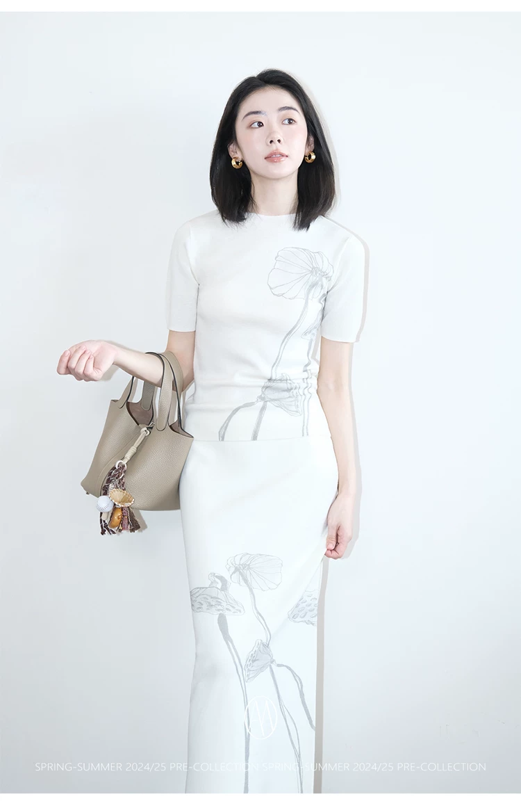 German Yangzisha early autumn wool knitted skirt set German Yangzisha early autumn wool knitted skirt set