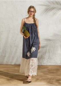 Hollow lace patchwork camisole skirt