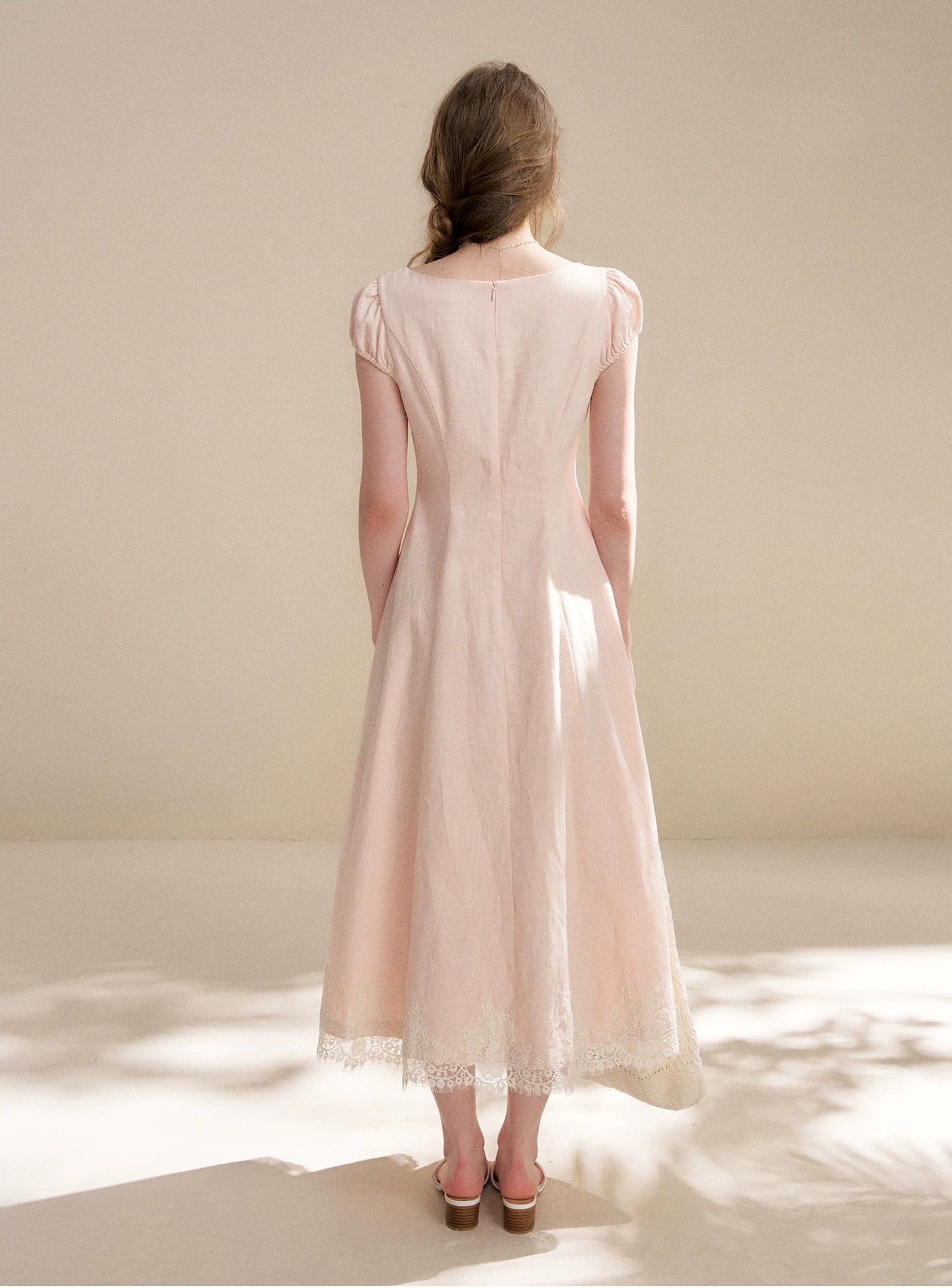 French lace waist cinching A-line length dress French lace waist cinching A-line length dress