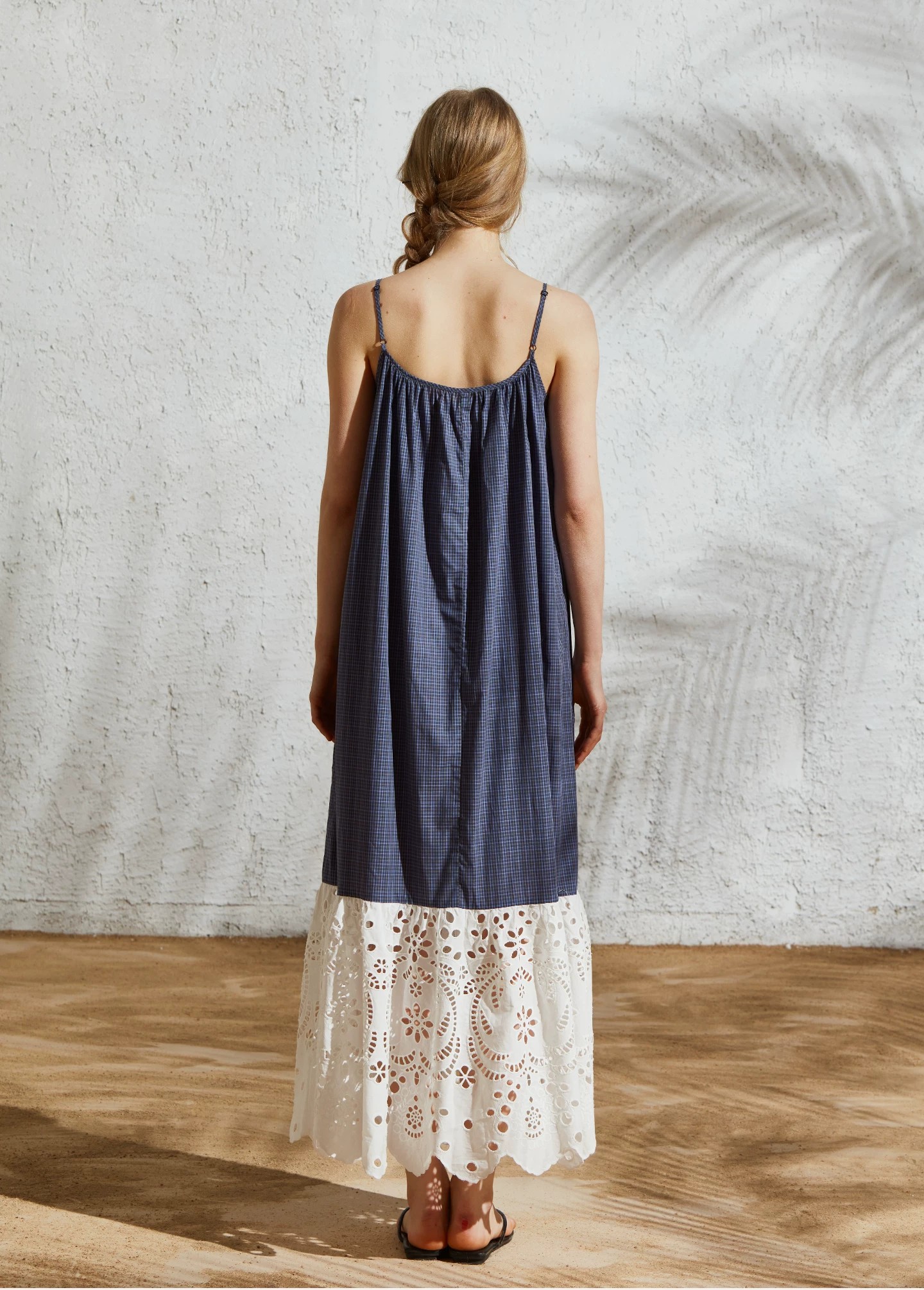 Hollow lace patchwork camisole skirt Hollow lace patchwork camisole skirt