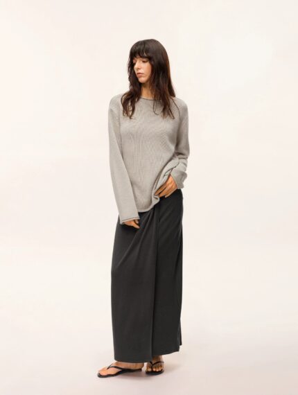 Ramie rolled edge round neck loose knit pullover sweater for women