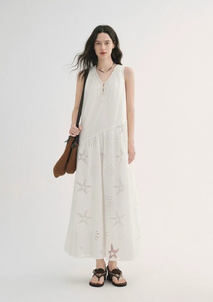 Knitted V-neck vest dress, vacation ocean embroidery dress, white skirt